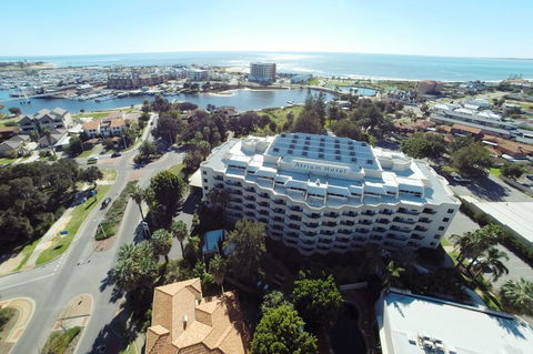 Atrium Hotel Mandurah - Whitsundays Accommodation 13