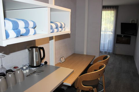 Atrium Hotel Mandurah - Whitsundays Accommodation 11