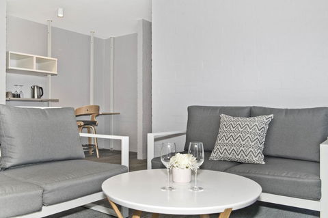 Atrium Hotel Mandurah - Whitsundays Accommodation 22