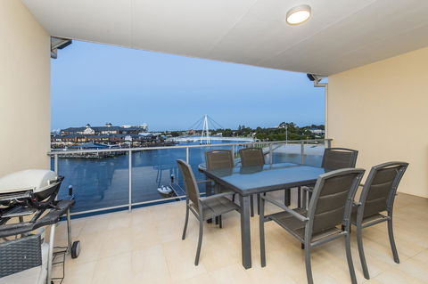 Dolphin Quay Apartments - Whitsundays Accommodation 23