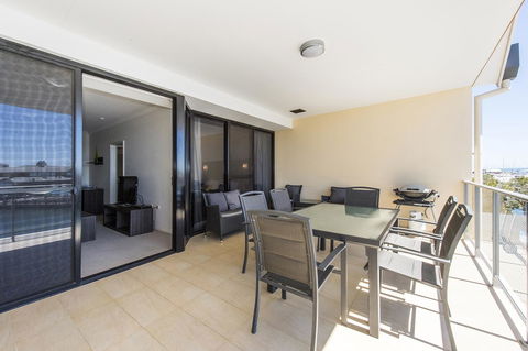 Dolphin Quay Apartments - Whitsundays Accommodation 27