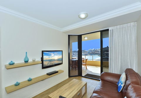 Dolphin Quay Apartments - Whitsundays Accommodation 11