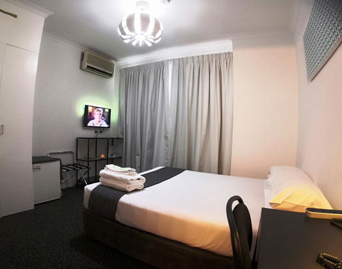 Criterion Hotel Perth - Whitsundays Accommodation 6