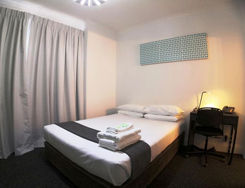 Criterion Hotel Perth - Whitsundays Accommodation 4