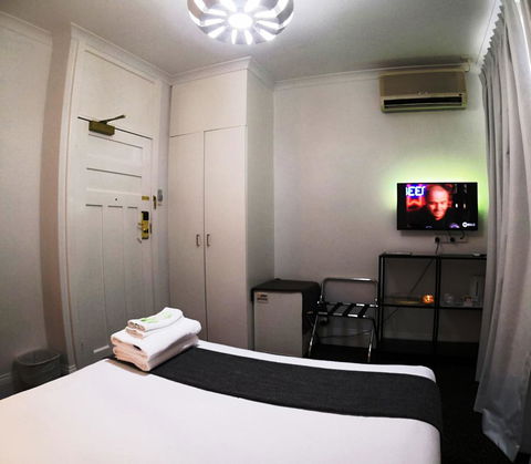 Criterion Hotel Perth - Whitsundays Accommodation 9