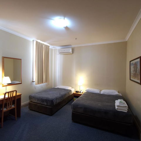 Criterion Hotel Perth - Whitsundays Accommodation 32