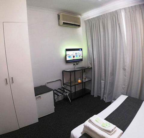 Criterion Hotel Perth - Whitsundays Accommodation 10