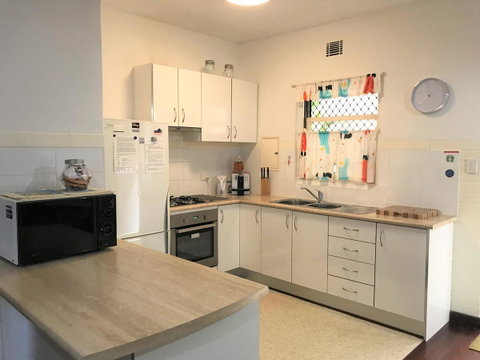 Broadway Apartments - Whitsundays Accommodation 30