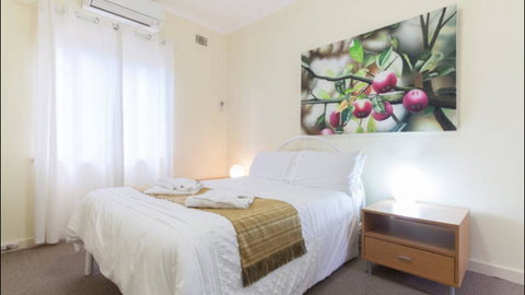 Broadway Apartments - Whitsundays Accommodation 29