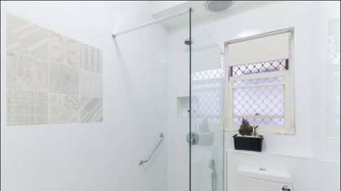 Broadway Apartments - Whitsundays Accommodation 3