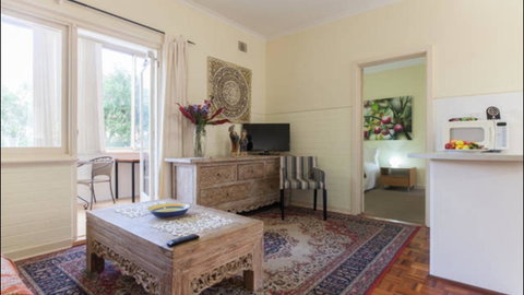 Broadway Apartments - Whitsundays Accommodation 16