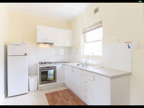 Broadway Apartments - Whitsundays Accommodation 32