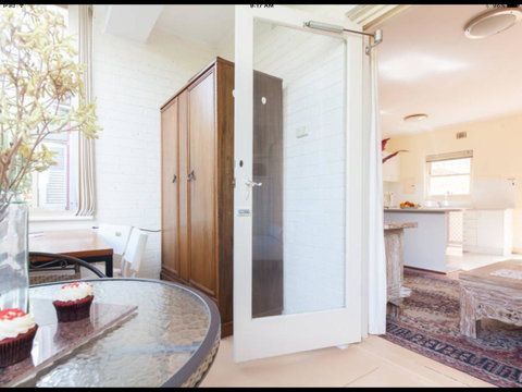 Broadway Apartments - Whitsundays Accommodation 42
