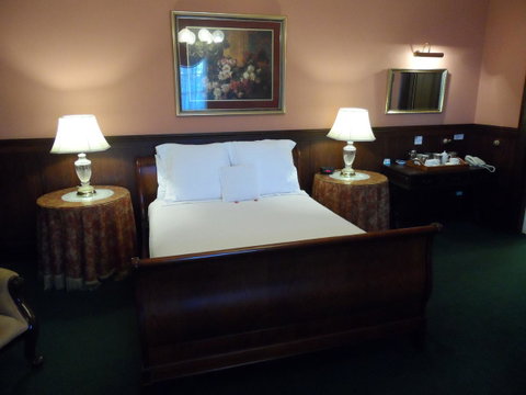 Clifton Motel & Grittleton Lodge - Whitsundays Accommodation 30