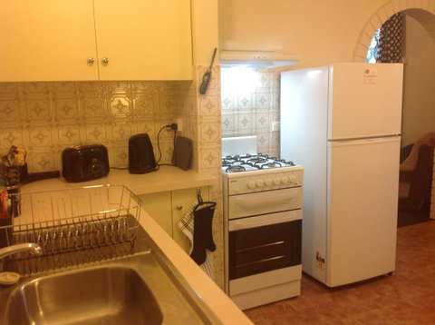 Clifton Motel & Grittleton Lodge - Whitsundays Accommodation 34