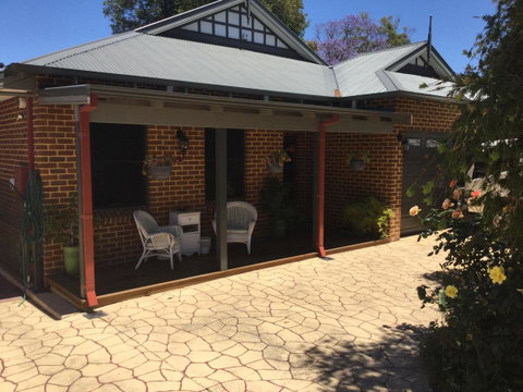 Ascot Home - Whitsundays Accommodation 3