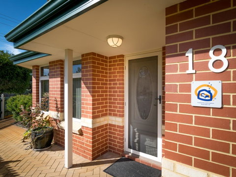 Ascot On Swan Bed & Breakfast - Whitsundays Accommodation 7