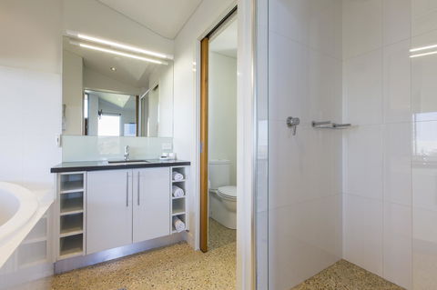 Aquatic Visions - Whitsundays Accommodation 6