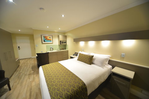 Bentley Motel - Whitsundays Accommodation 0