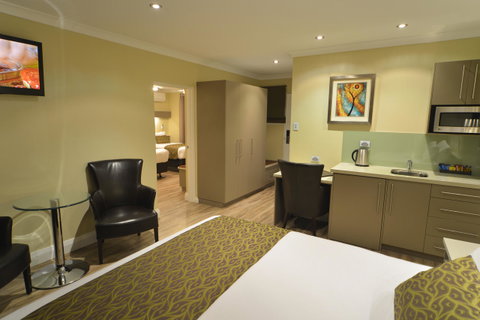 Bentley Motel - Whitsundays Accommodation 2