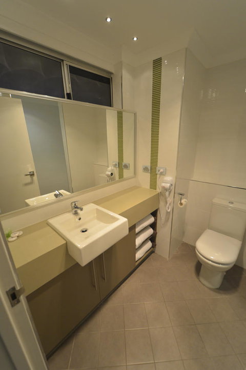 Bentley Motel - Whitsundays Accommodation 9