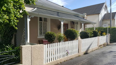 Arendon Cottage - Whitsundays Accommodation 0