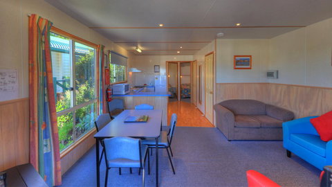 Bicheno Cabin Park - Whitsundays Accommodation 9