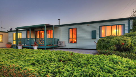 Bicheno Cabin Park - Whitsundays Accommodation 25