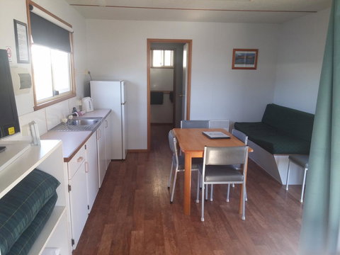 Bicheno Cabin Park - Whitsundays Accommodation 29