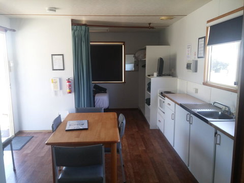 Bicheno Cabin Park - Whitsundays Accommodation 31