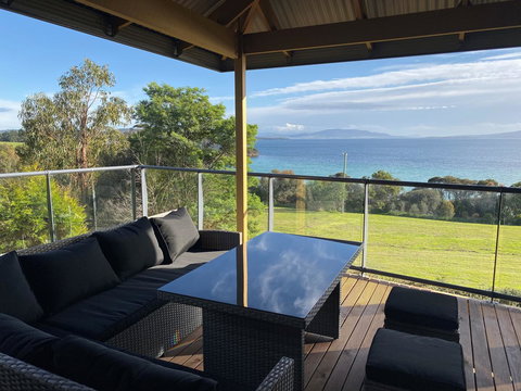 Convict Beach House - Whitsundays Accommodation 7