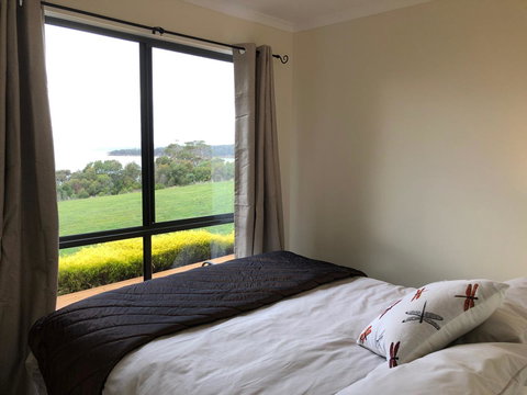 Convict Beach House - Whitsundays Accommodation 2