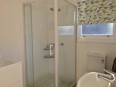 Beachend Bicheno - Whitsundays Accommodation 14