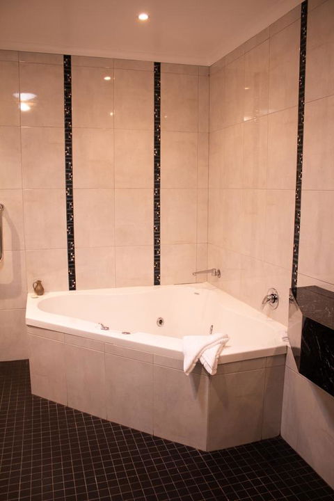 Stanley Hotel & Apartments - Whitsundays Accommodation 30