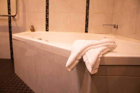 Stanley Hotel & Apartments - Whitsundays Accommodation 29