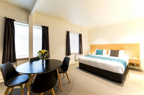 Customs House Hotel - Whitsundays Accommodation 40