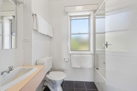 Coach House Launceston - Whitsundays Accommodation 22