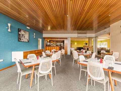 Riverfront Motel & Villas - Whitsundays Accommodation 6