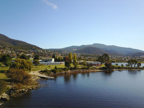 Riverfront Motel & Villas - Whitsundays Accommodation 29