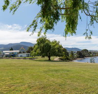 Riverfront Motel  Villas - Whitsundays Accommodation