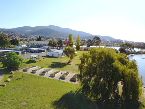 Riverfront Motel & Villas - Whitsundays Accommodation 12