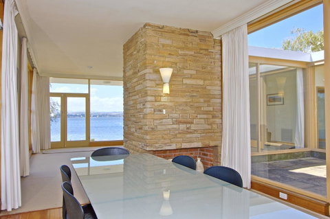 Riverfront Motel & Villas - Whitsundays Accommodation 39