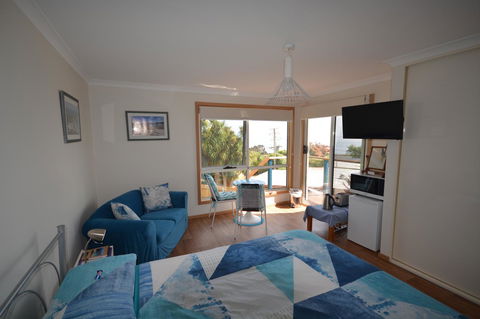 Seascape Beach House - Whitsundays Accommodation 0