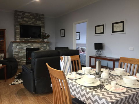 Manna Hill Farm - Whitsundays Accommodation 13