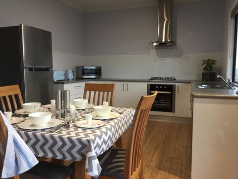 Manna Hill Farm - Whitsundays Accommodation 14