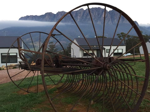 Manna Hill Farm - Whitsundays Accommodation 0