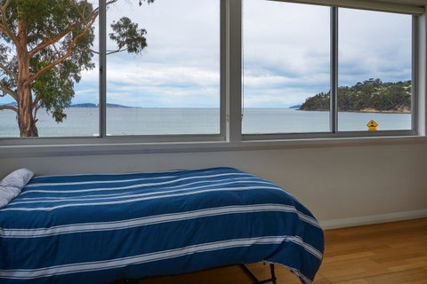 The Ultimate Beach House - Whitsundays Accommodation 7