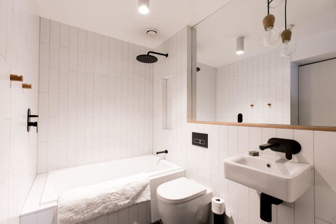 105 Mac Unique Apartments - Whitsundays Accommodation 5
