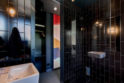 105 Mac Unique Apartments - Whitsundays Accommodation 14