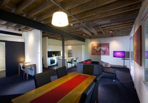 Sullivans Cove Apartments - Whitsundays Accommodation 1